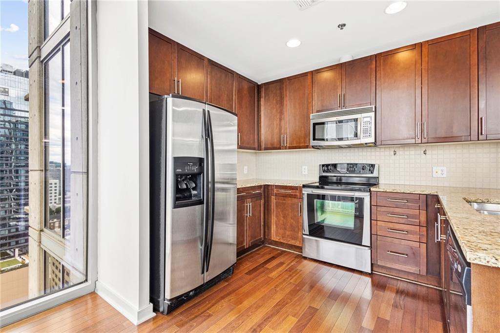 855 Peachtree Street NE 2001