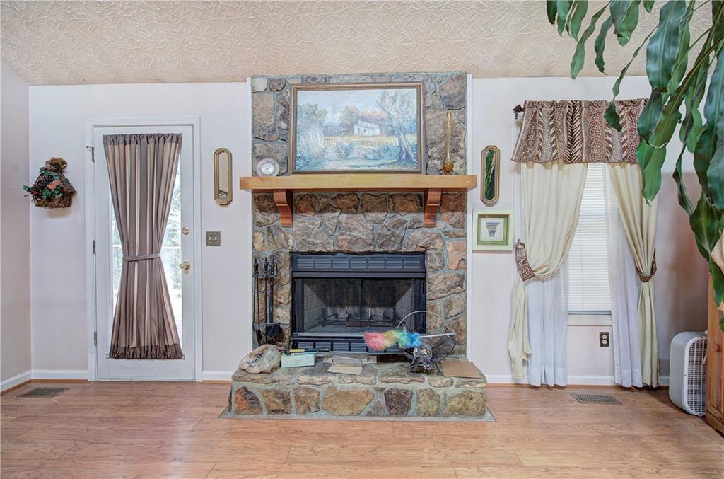 18 Gentry Drive SW