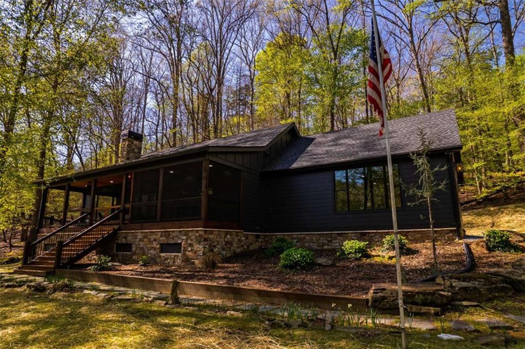 480 Riveredge Lane