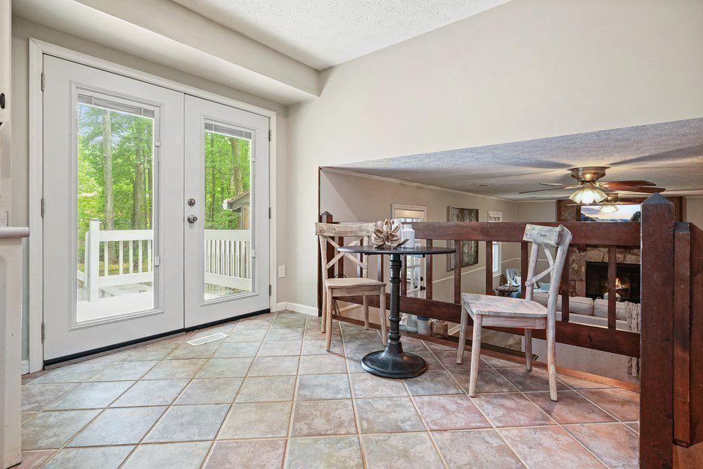 588 Benson Hurst Drive, Mableton, Georgia image 6