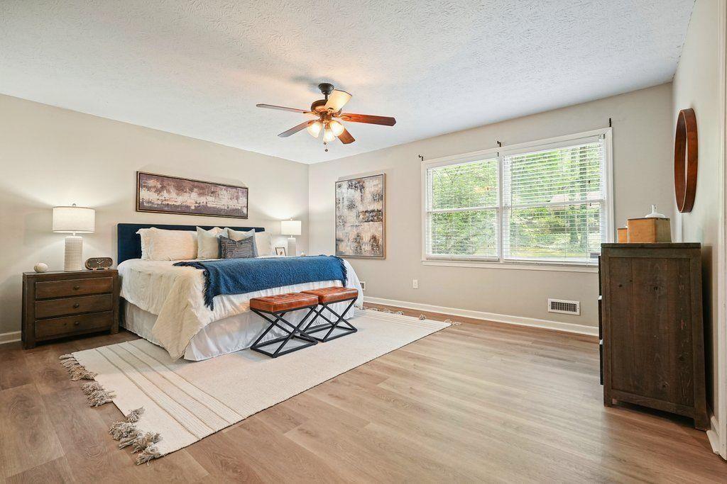 588 Benson Hurst Drive, Mableton, Georgia image 11