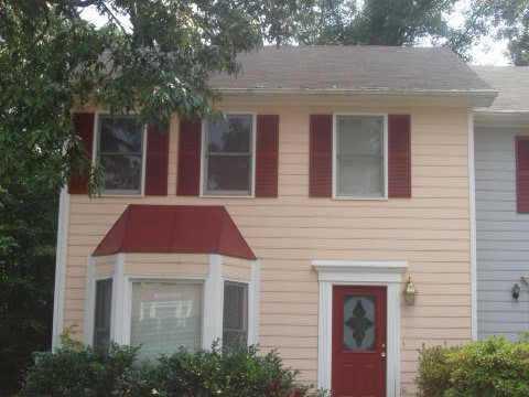 2BR/2.5 BA Townhome in Smyrna. Great opportunity. Large sunroom with deck overlooking wooded backyard. A MUST SEE! SFM