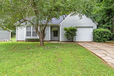 Photo of 5426 Martins Crossing Road, Stone Mountain, GA 30088 (MLS # 7603448)