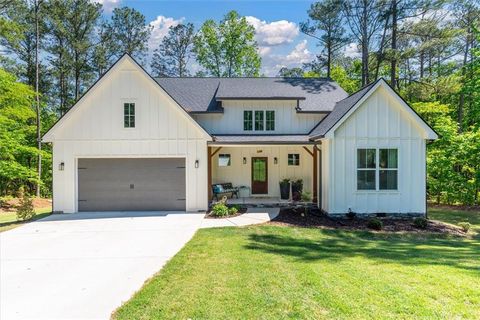 Homes For Sale - 3046 Ridgeview Court<br/> Carroll County, Villa Rica, GA 30180