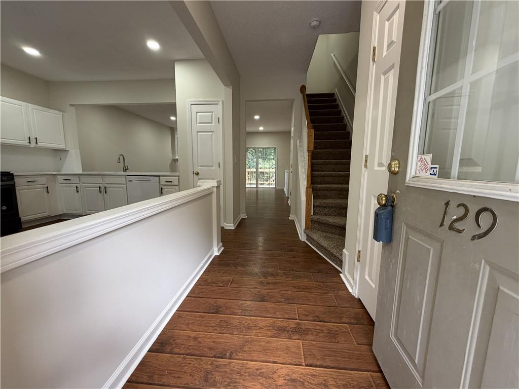 9155 Nesbit Ferry Road 129