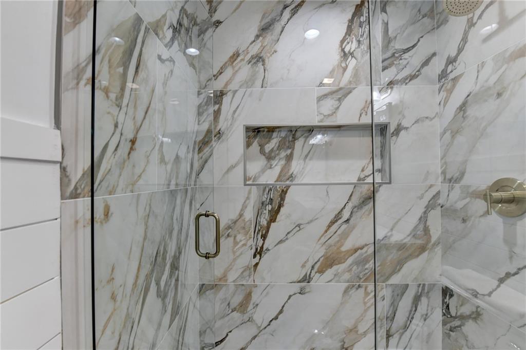 Frank Long & Patty Long - Residential