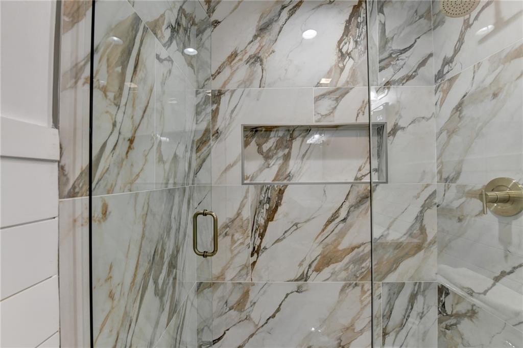 Frank Long & Patty Long - Residential