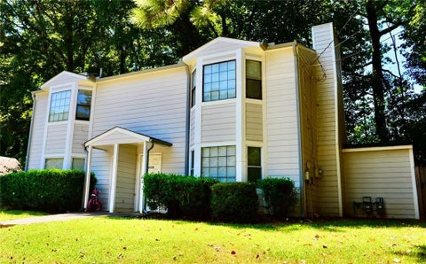 Multifamily For Sale - 2124 Valley Oaks Drive<br/> Smyrna, GA 30080