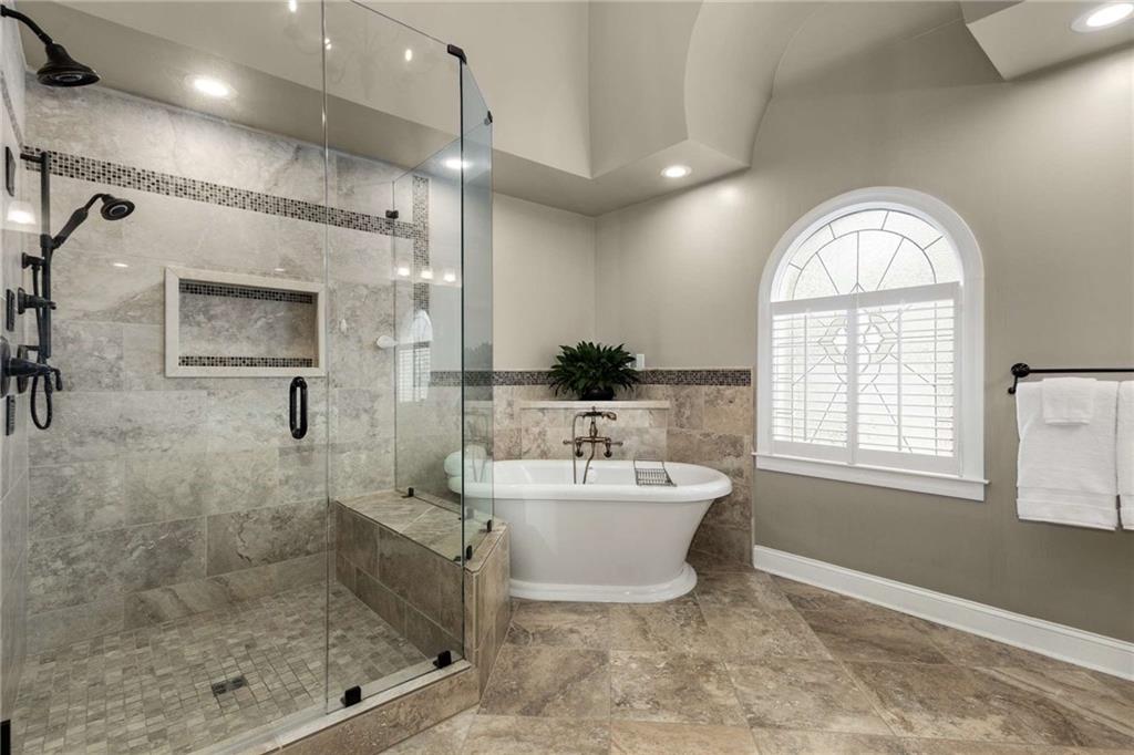 6201 Neely Farm Drive, Peachtree Corners, Georgia image 34