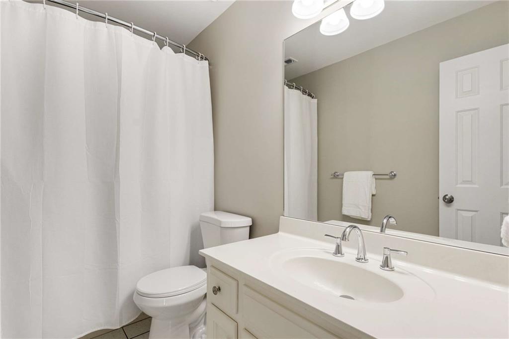 6201 Neely Farm Drive, Peachtree Corners, Georgia image 41
