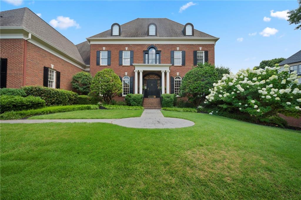 447 Langley Oaks Drive SE