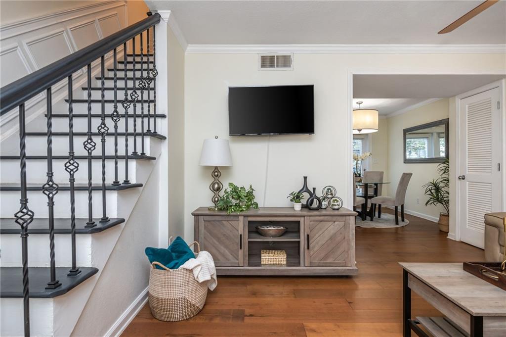 6940 Roswell Road B4