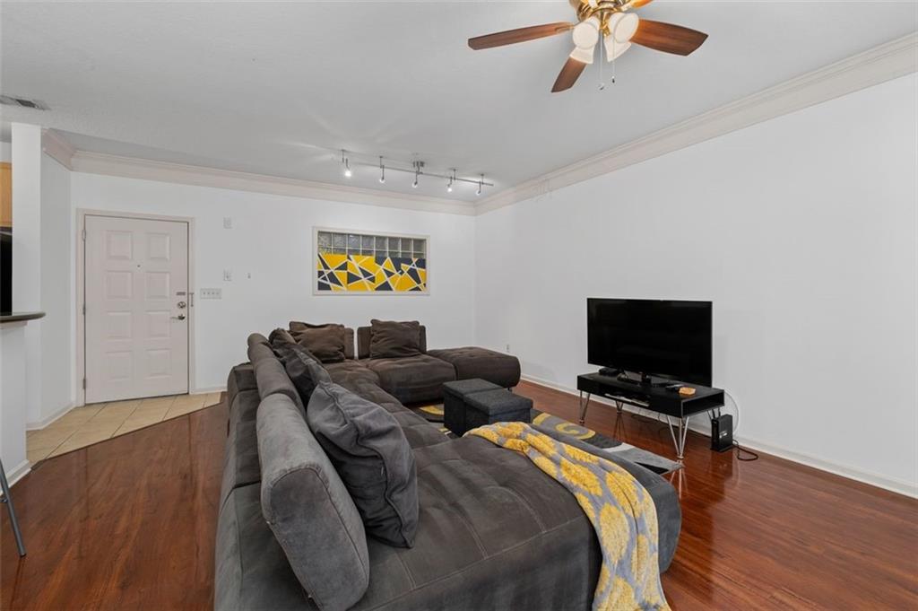 400 17th Street NW 2308