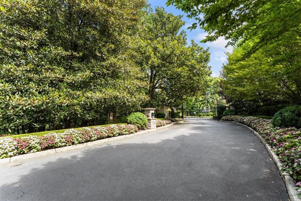 675 W Paces Ferry Unit #10 Road NW