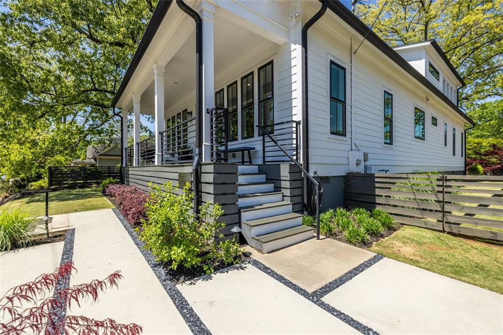 1076 Manigault Street, Atlanta, Georgia image 6
