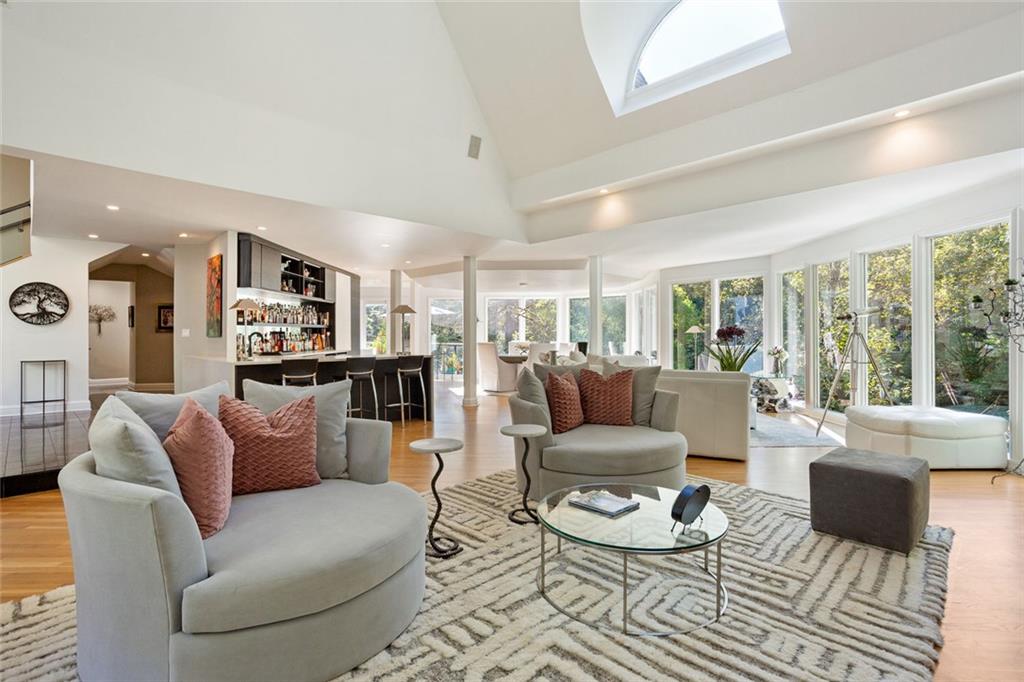 3906 Paces Ferry Road NW