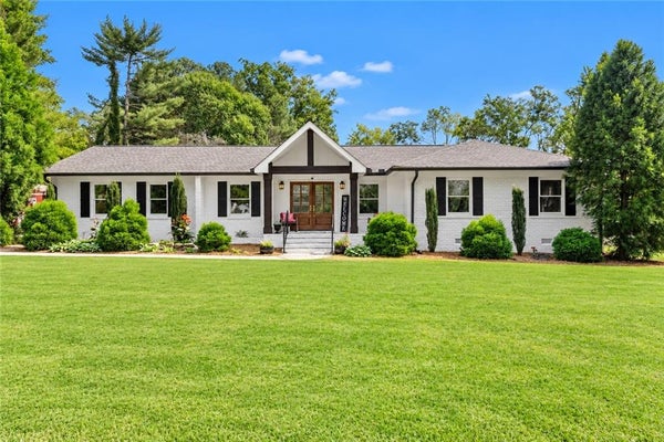 4018 N ARNOLD MILL RD, WOODSTOCK, GA 30188 - Image f49dc2ac108e40ce448f2ec4de9ab39b/3965245633