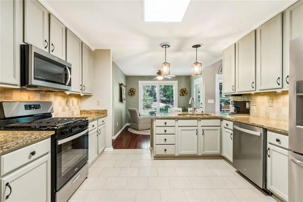 Bethlehem, Georgia 30620, United States, 4 Bedrooms Bedrooms, ,4 BathroomsBathrooms,Residential,Active,203872