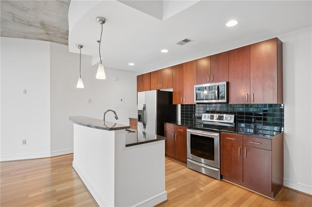 950 W Peachtree Street NW 903
