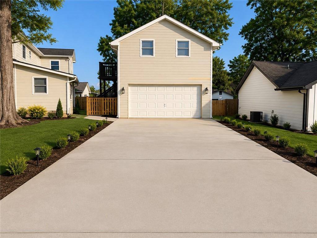2061 Marshes Glenn Drive