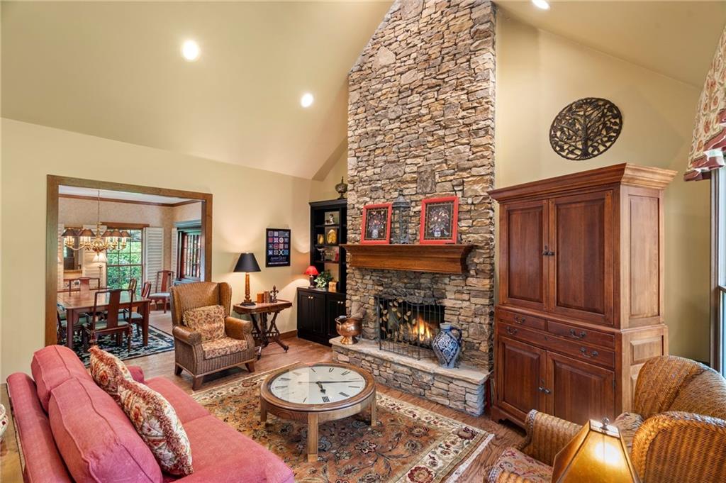 497 Wedgewood Drive