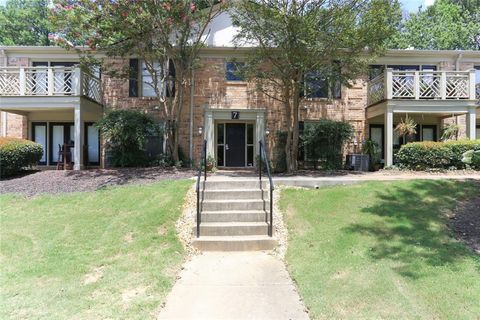 Photo of 3650 Ashford Dunwoody Road NE #706, Brookhaven, GA 30319 (MLS # 7618062)