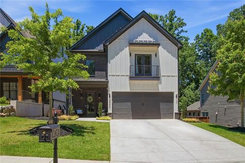 Homes For Sale - 3562 S Sherwood Road<br/> Cobb County, Smyrna, GA 30082