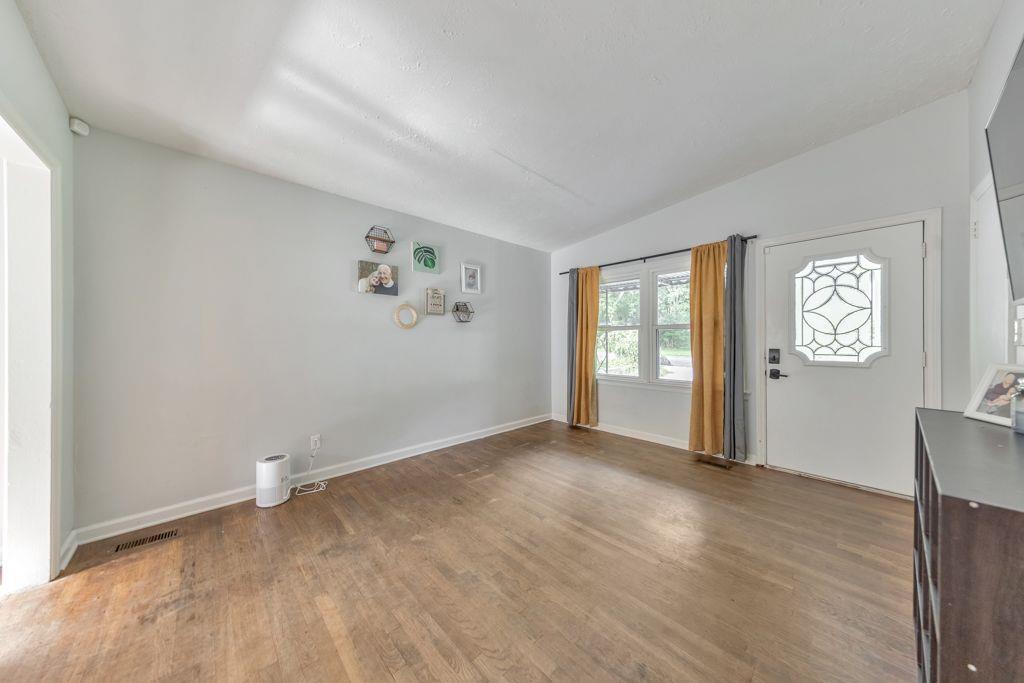 222 Bishop Drive NE