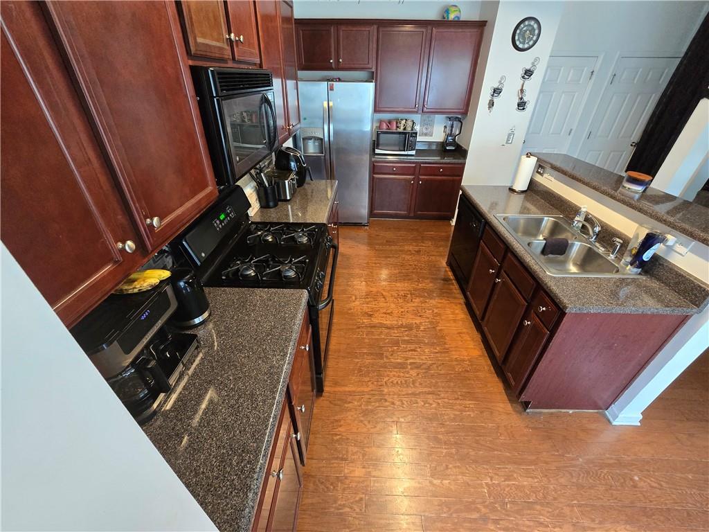 536 Magnolia Circle #116, Palmetto, Georgia image 5