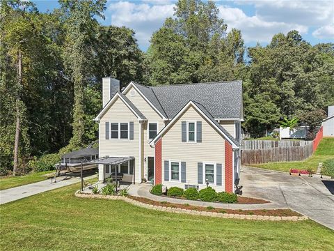 A home in Flowery Branch