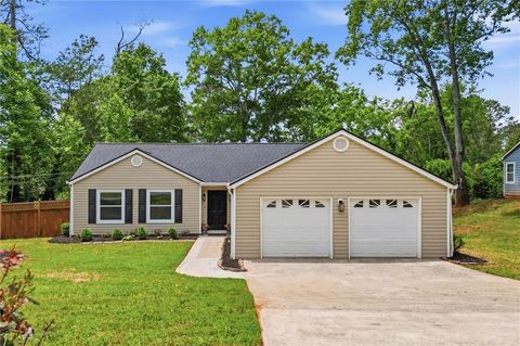 Photo of 142 River Oaks Drive, Woodstock, GA 30188 (MLS # 7768333)