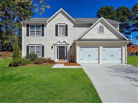 Photo of 1010 Hidden Pond Lane, Roswell, GA 30075 (MLS # 7738437)