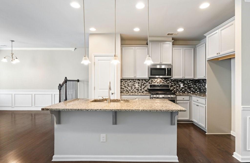 2593 Kenwood Glen Terrace