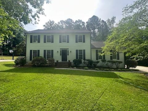 1853 Windcrest Drive SW Lilburn GA 30047