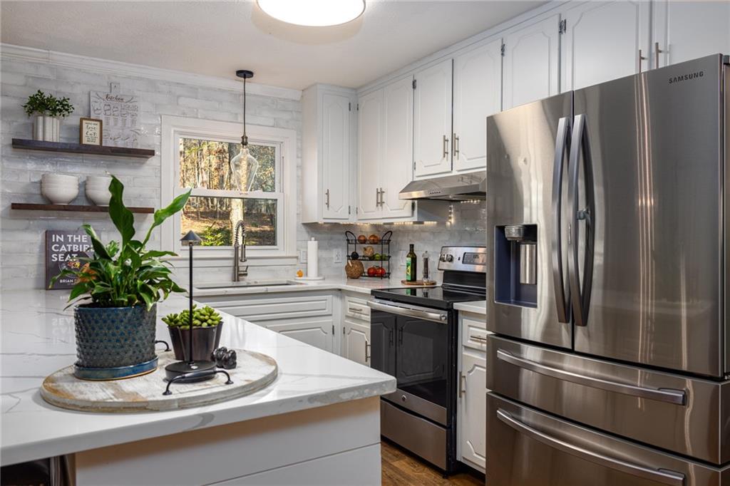 1810 Parks Mill Drive