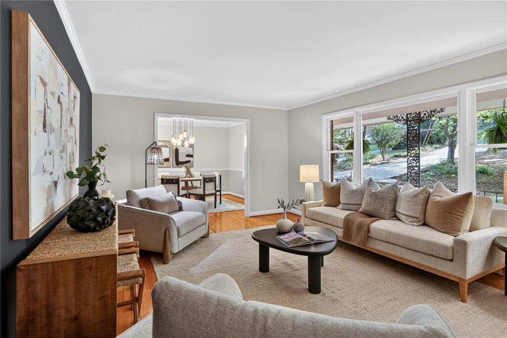 1975 N Ridgeway Road NE