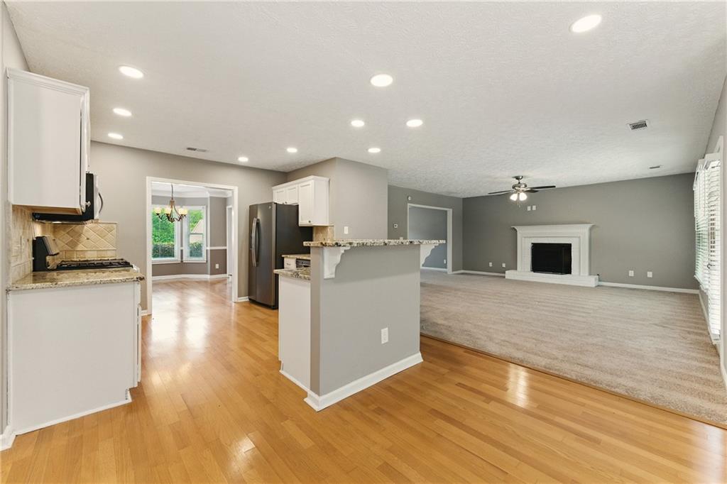 2154 Marne Glen, Kennesaw, Georgia image 6