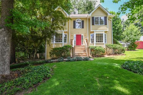 Homes For Sale - 3301 Rae Place<br/> Lawrenceville, GA 30044