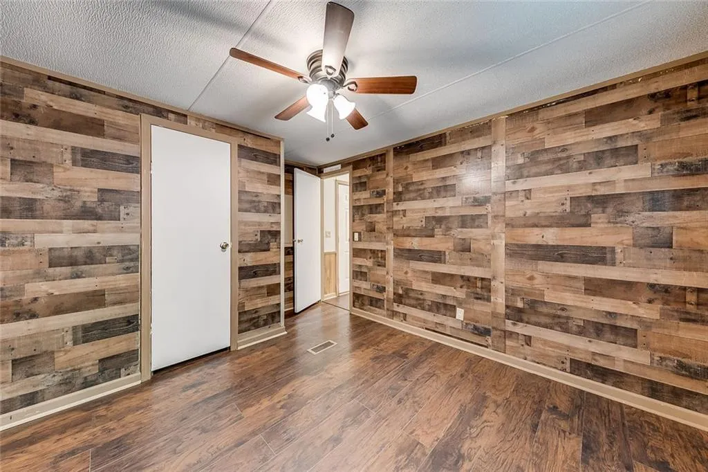 Jefferson, Georgia 30549, United States, 2 Bedrooms Bedrooms, ,2 BathroomsBathrooms,Residential,Pending,159612