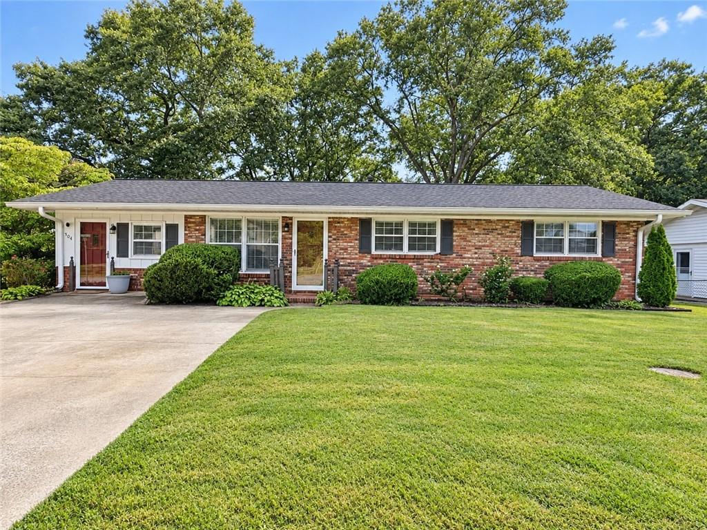 Photo of 504 Jackson Avenue, Palmetto, GA 30268 (MLS # 7840561)
