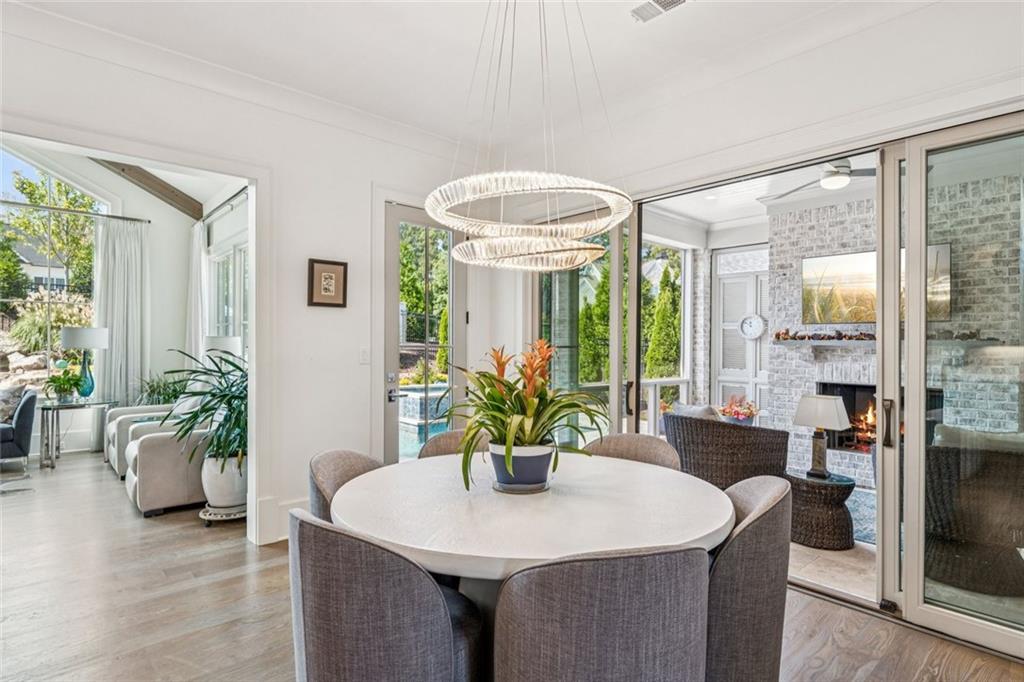 THE MANOR - Residential