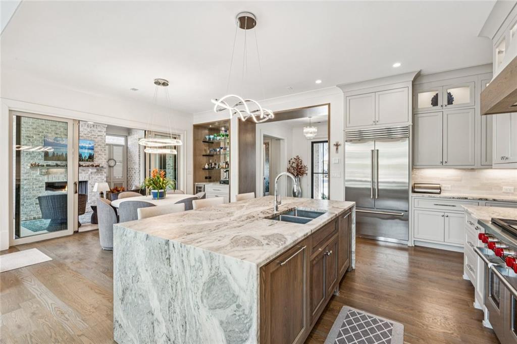 THE MANOR - Residential