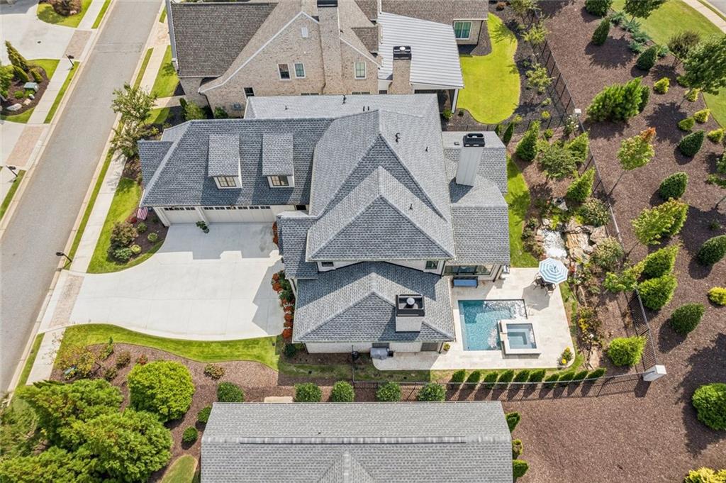 THE MANOR - Residential