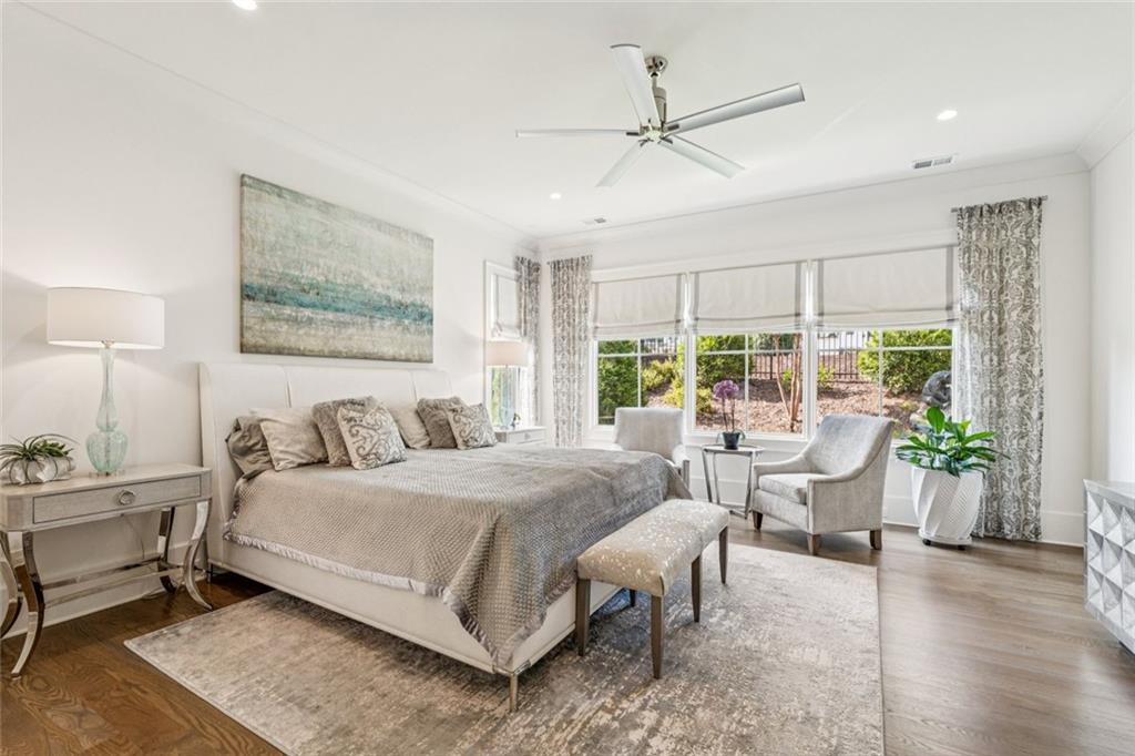 THE MANOR - Residential