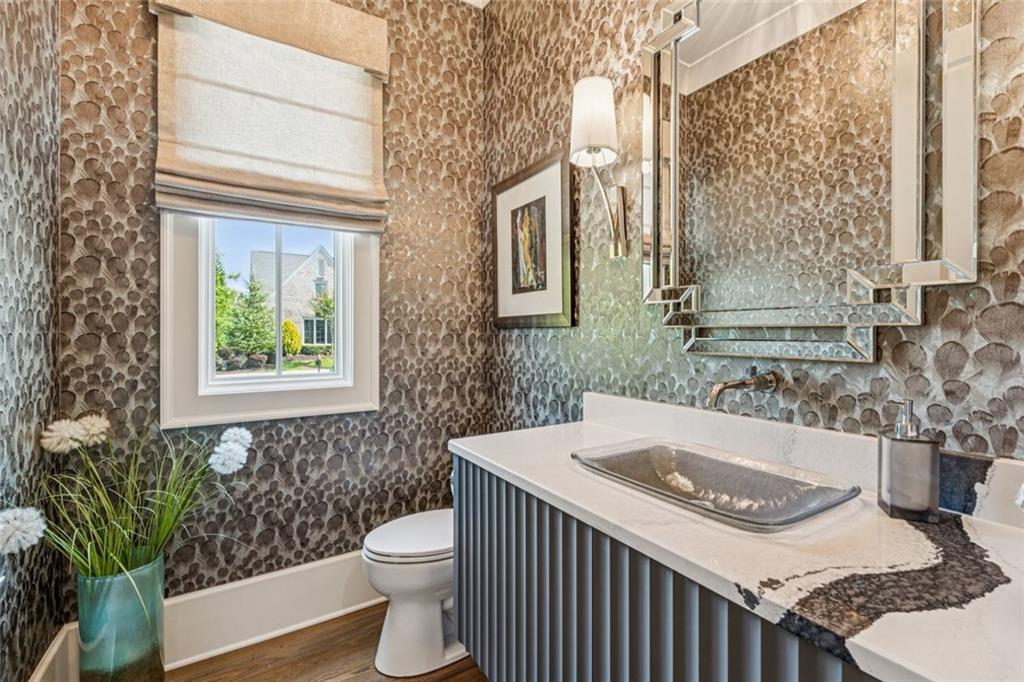 THE MANOR - Residential