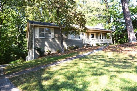 A home in Powder Springs