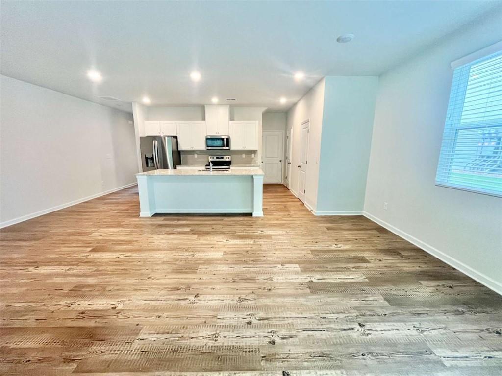 5129 Sidney Square