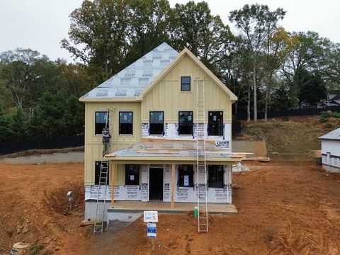 A home in Flowery Branch