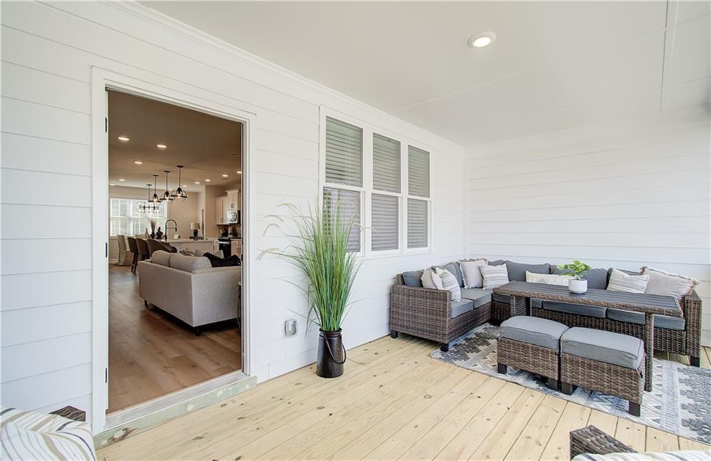 3330 Cranston Lane