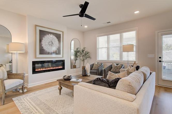 3330 Cranston Lane